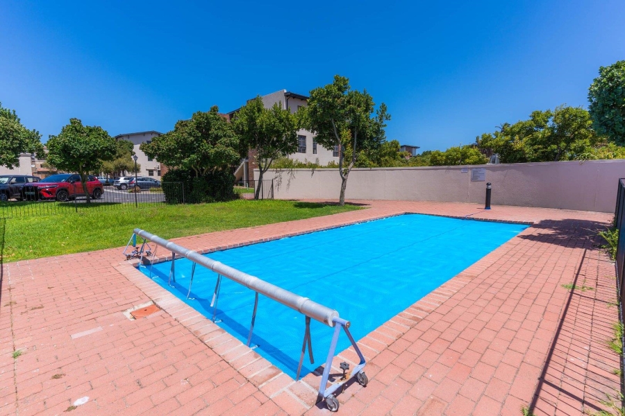 2 Bedroom Property for Sale in Royal Ascot Western Cape